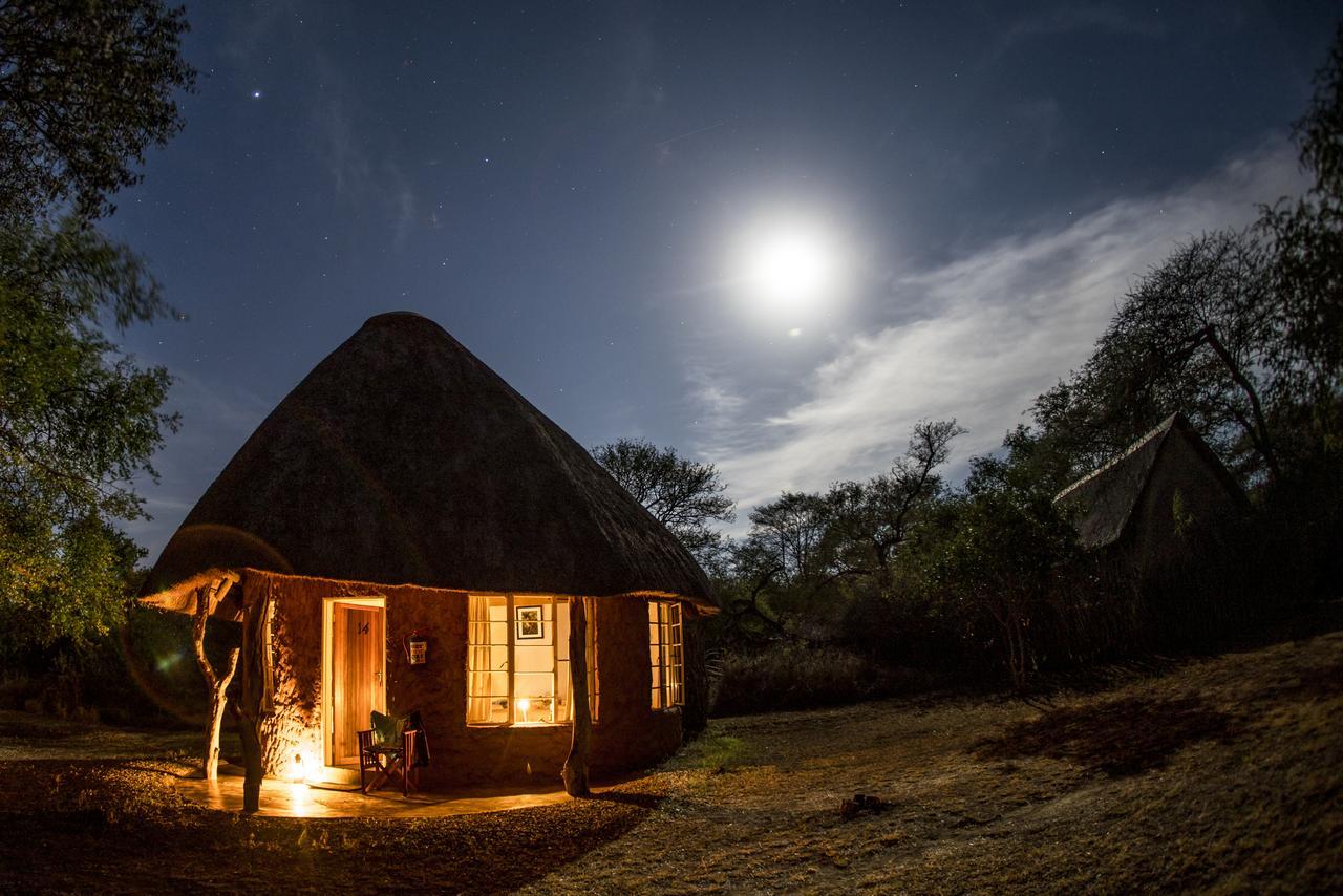 Hlane Royal National Park Villa Simunye ภายนอก รูปภาพ