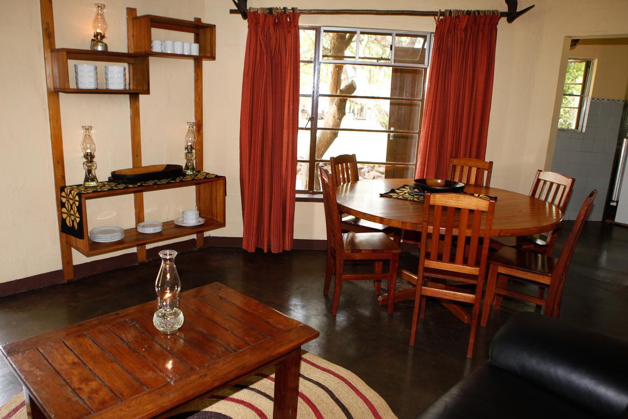 Hlane Royal National Park Villa Simunye ภายนอก รูปภาพ
